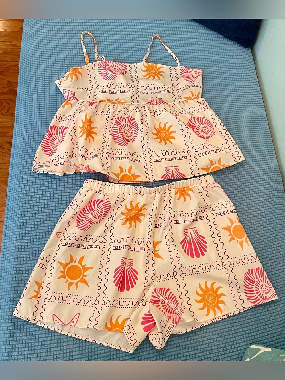2-Piece Coastal Print Tank Top & Shorts Set – Size Medium
